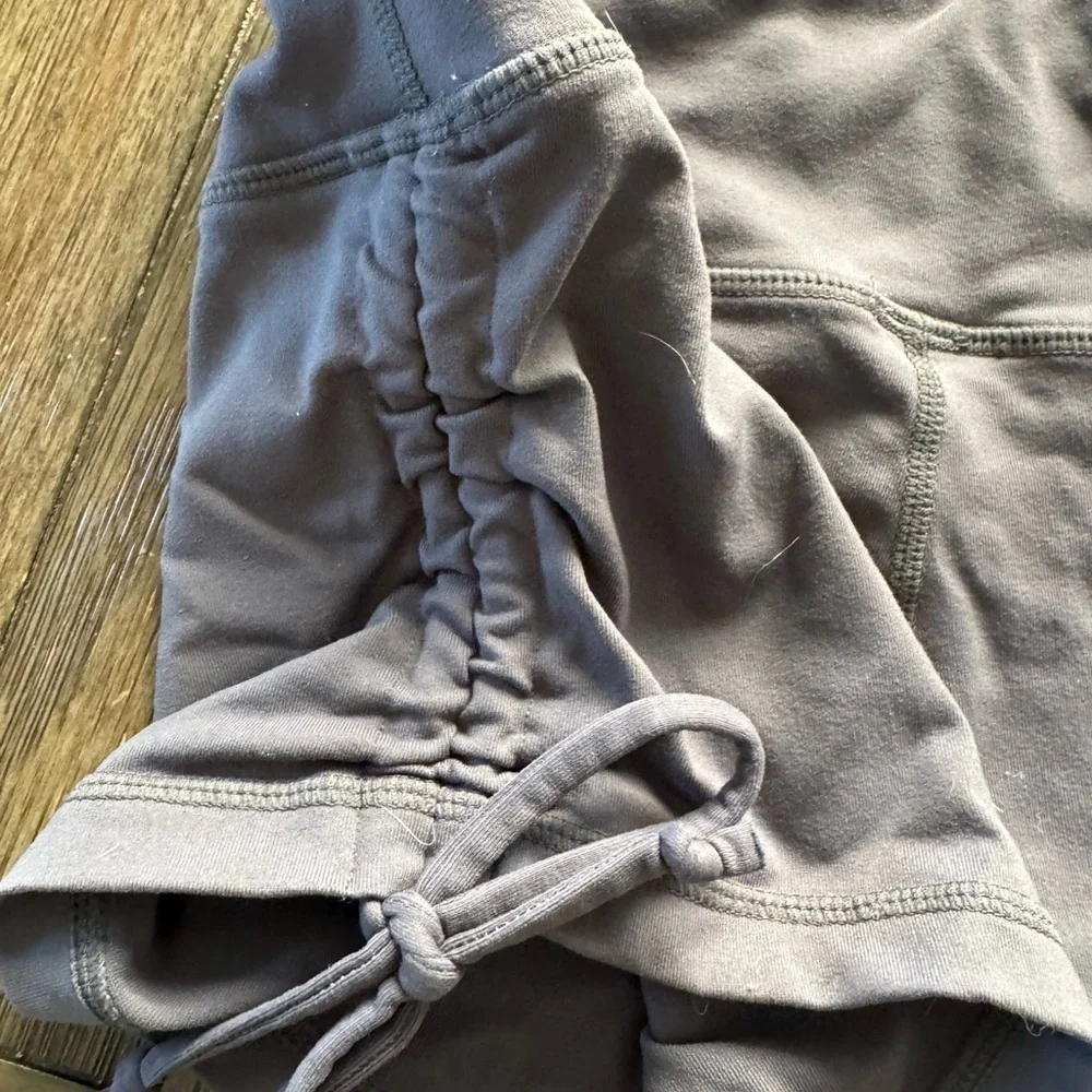 SAVAGE Women's Gray Shorts RUCHED PULL STRING SIZE LARGE